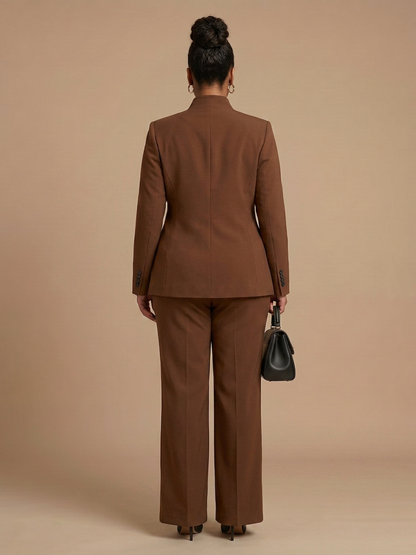 Delta | Traje Estructurado con Cuello Alzado