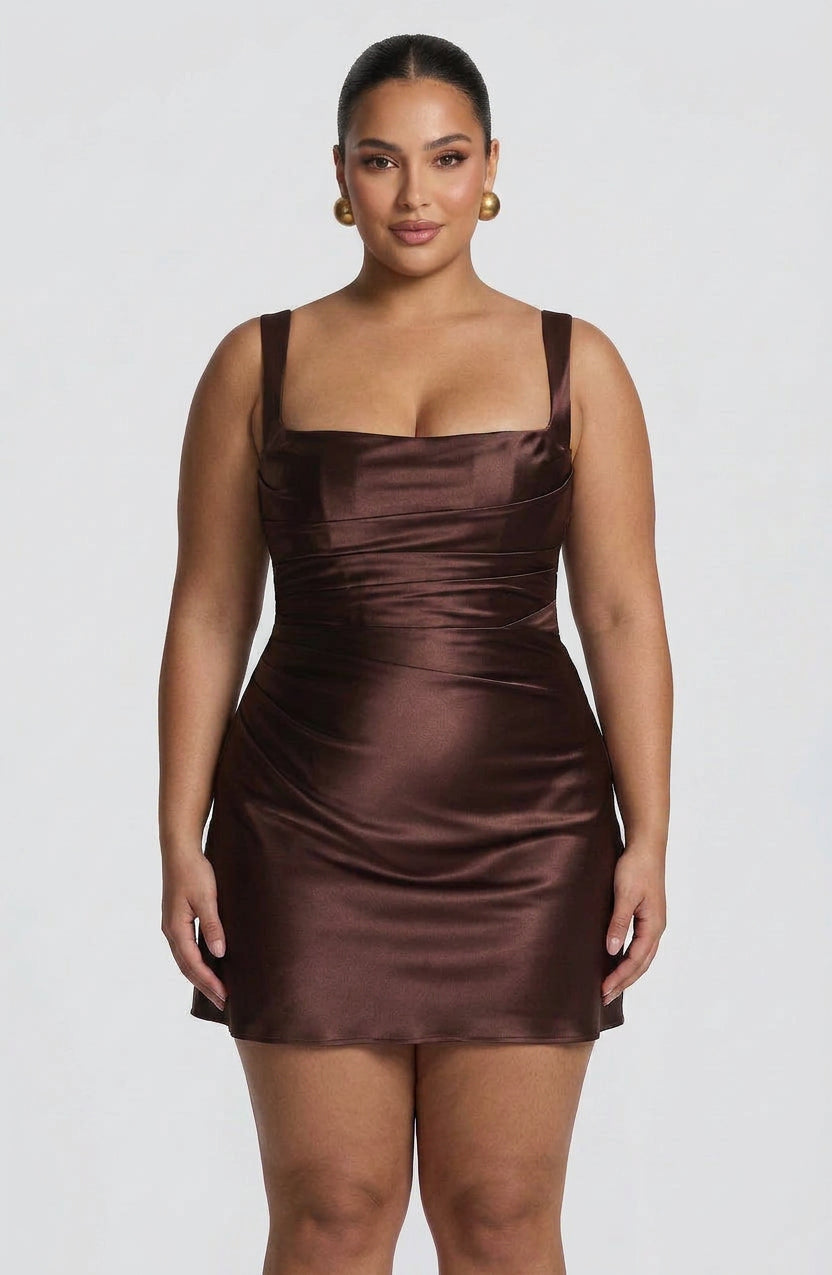 Vestido Corto Granate Calanthe