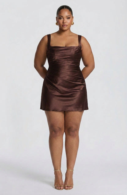 Vestido Corto Granate Calanthe