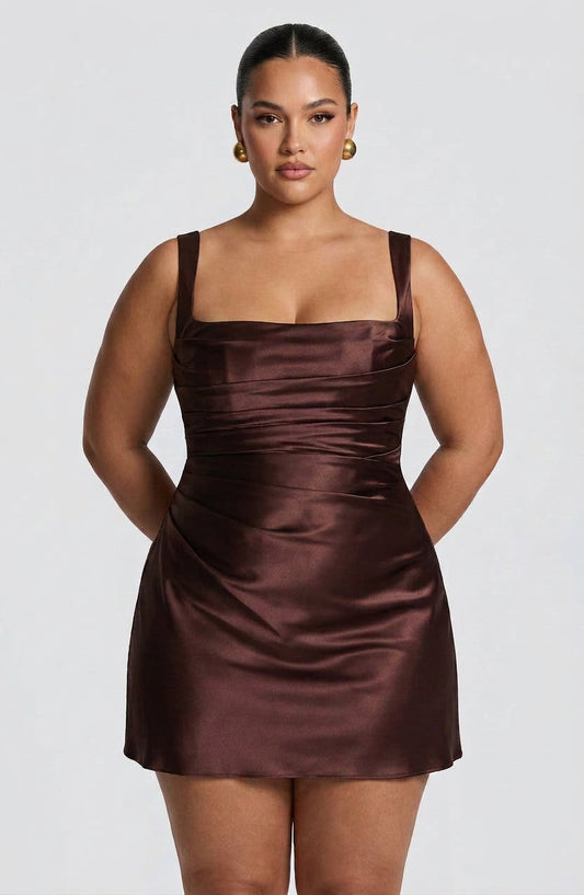 Vestido Corto Granate Calanthe
